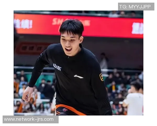 布拉扎克与勒芒的巅峰对决揭示足球战术与团队协作的精彩较量